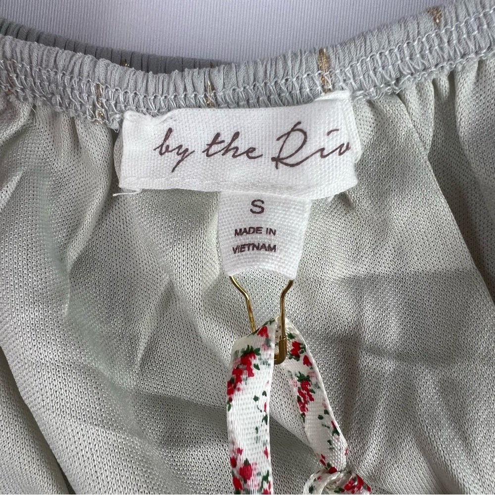 By The River Smocked Crop Top Small Square Neck Puff Sleeve Blouse Gray Gold Dot - Picture 4 of 6